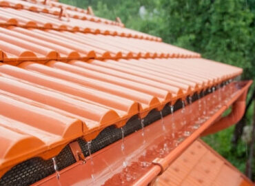 Cómo reparar cubiertas de tejas: guía completa para tejas curvas, planas y mixtas