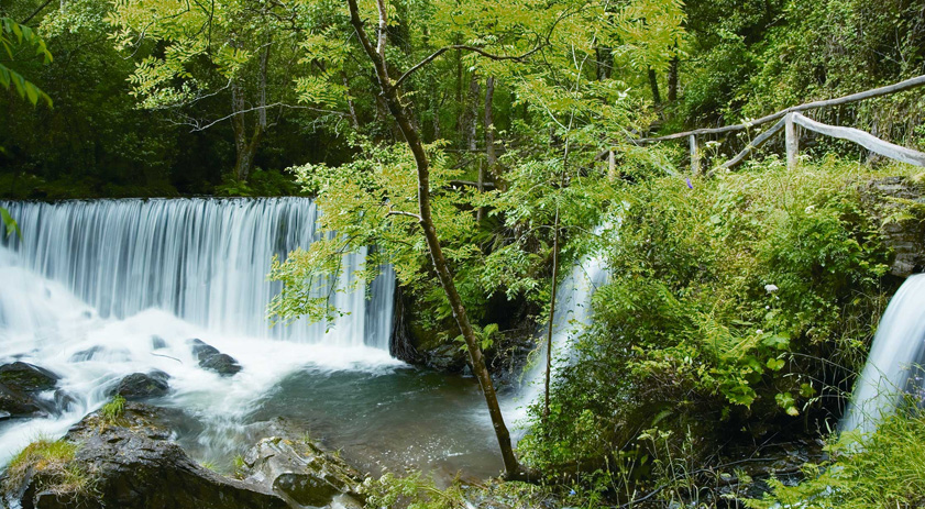 Vegadeo: el susurro del río y el alma del Occidente Asturiano